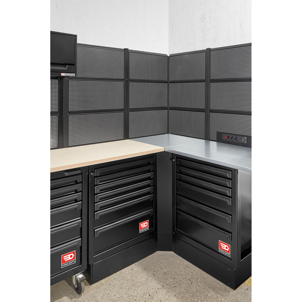 ROLL Werkstattsystem RWS2.0 - Eckschrank mit verzinkter Arbeitsplatte und 6 Paneelen