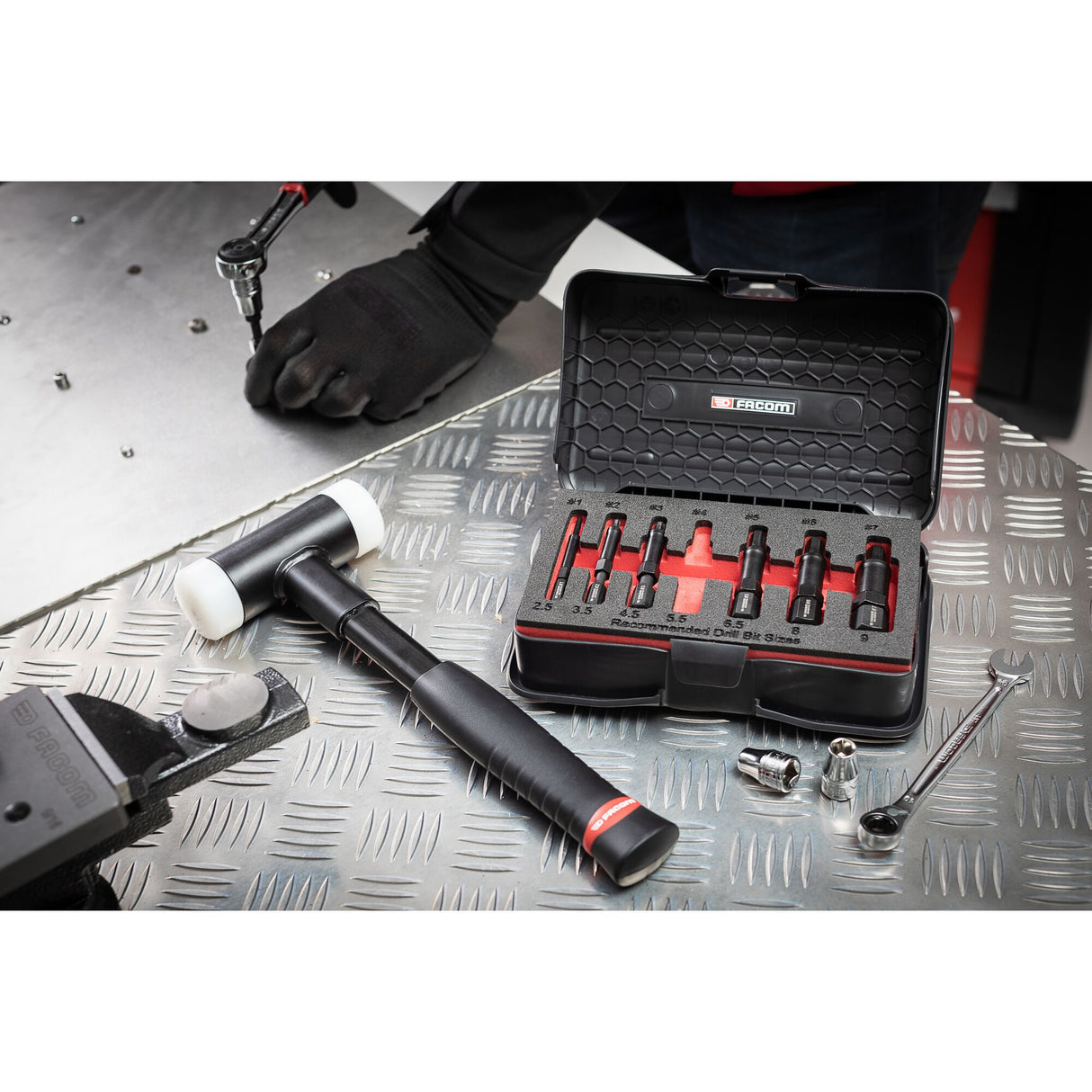 SATZ MIT 7 OGV GRIP AUSDREHERN